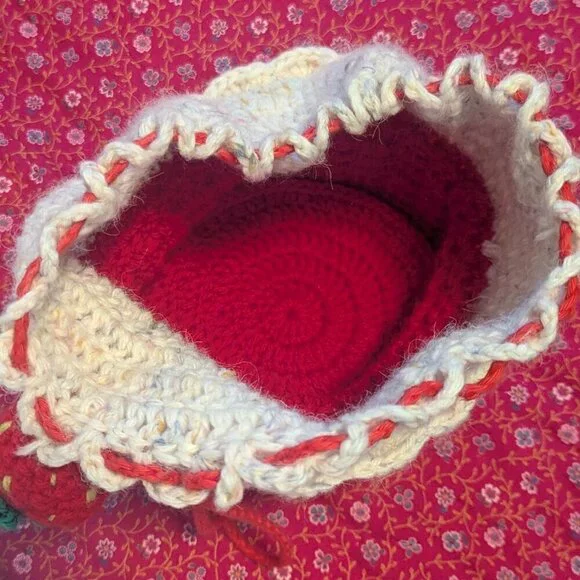 Handmade Knit Strawberry Bag Whimsicore Novelty Dopamine Dressing Round‎ Crochet - Picture 6 of 7
